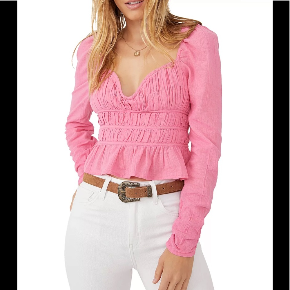 NWT Chloe Smocked Tie Neck Cotton Top
FREE PEOPLE